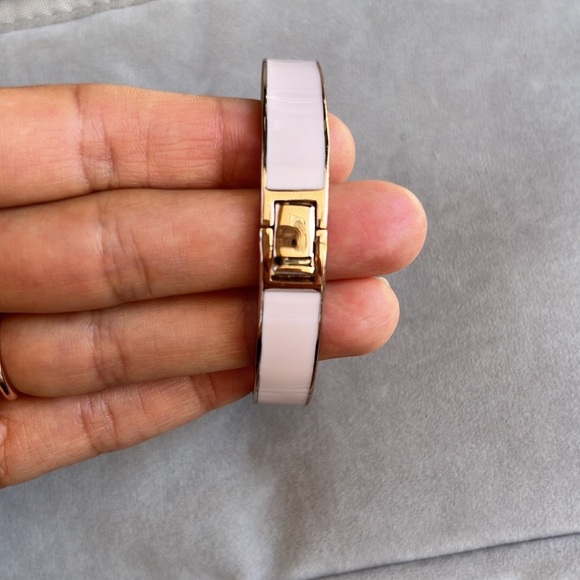 Kate Spade ♠️ RoseGold✨ Bridal Pink✨Hole Punch ✨Wide Enamel✨ Bangle Bracelet✨ - Picture 5 of 6